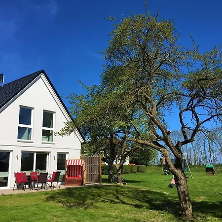 Ferienhaus Sommersonne, Hof Zur Sonnenseite Fehmarn, 4 Sterne *